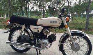 雅马哈摩托车图片